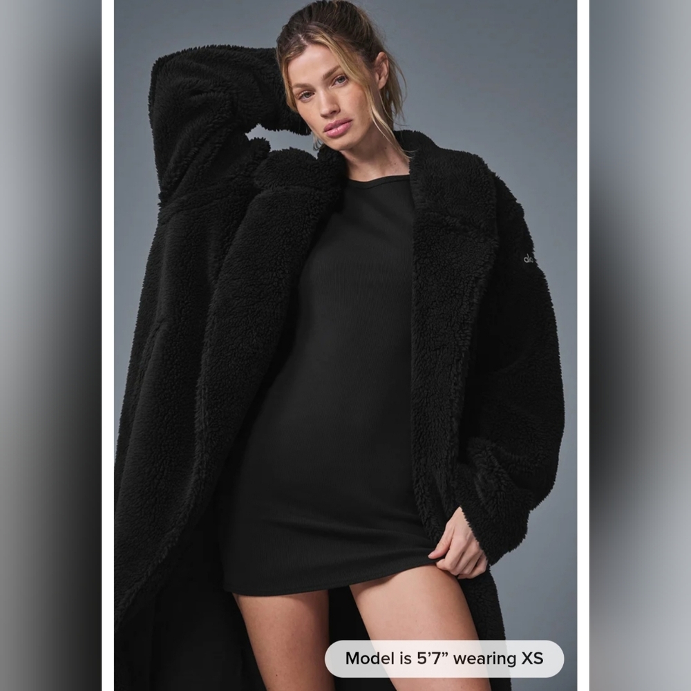 Alo Oversized Sherpa Trench in Black Size L - Picture 4 of 4